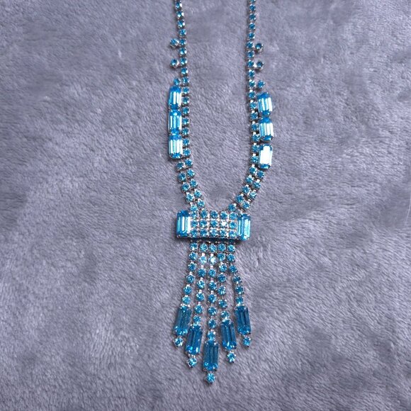 Vintage Blue Rhinestone Necklace & Drop Screwback Earrings Set Dangle Teardrop - Picture 2 of 9